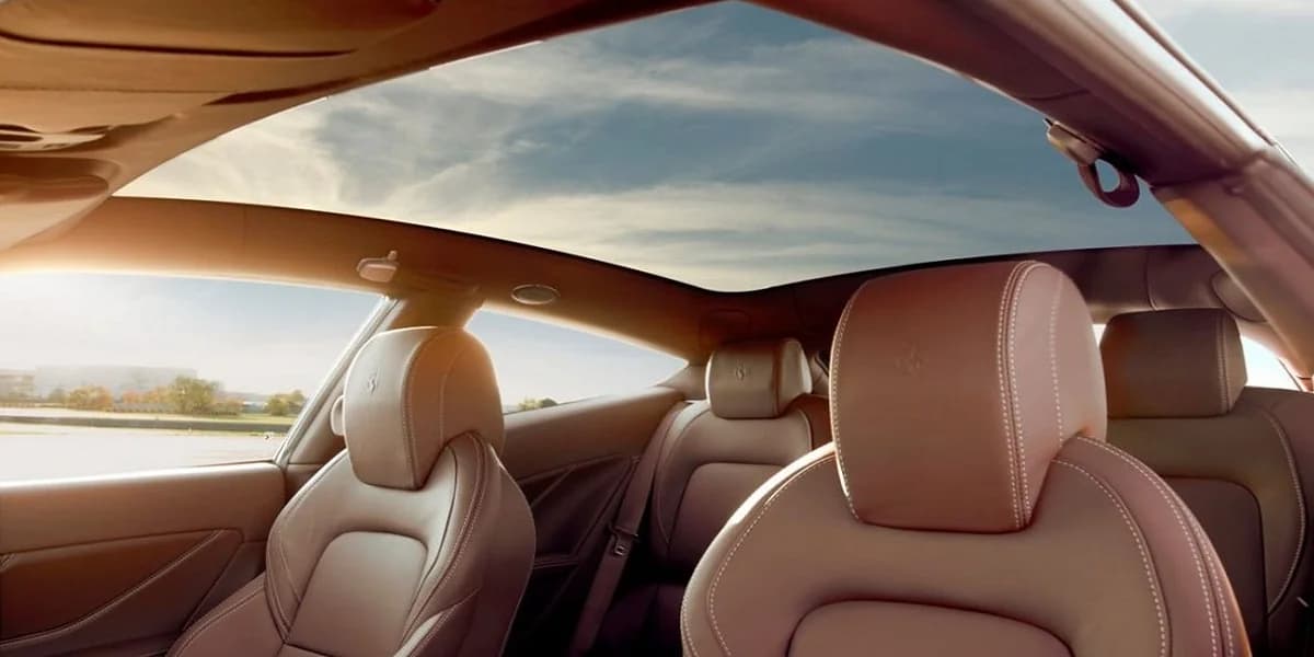 تفاوت سانروف (Sunroof) و مونروف (Moonroof) چیست؟