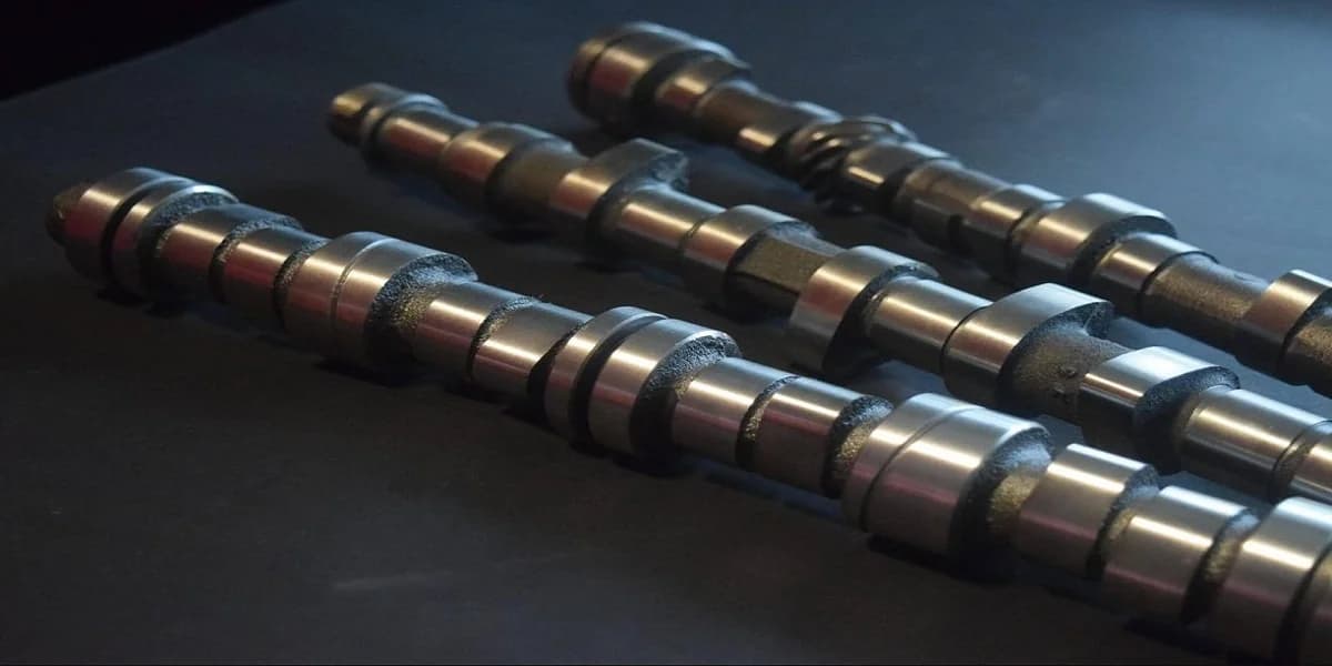 میل بادامک (camshaft) چیست و چه کاربردی دارد؟